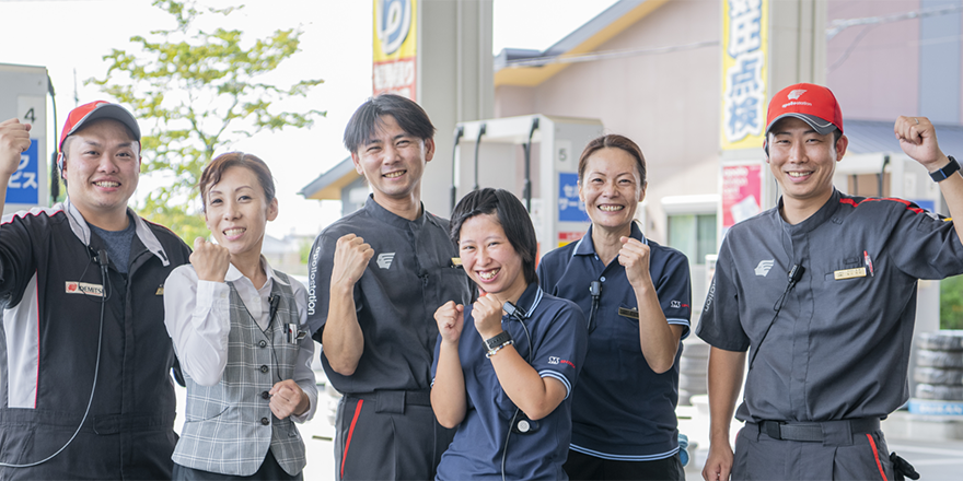 オートフラットは、<br> お客様と5年間つながることができる魅力ある商品。<br>新車なので、安心・便利にお乗りいただけます！