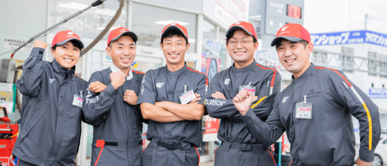 目指すは、日本一のフルSS!<br>元気で丁寧な接客オペレーションを確立し、<br>お客様を虜にする!